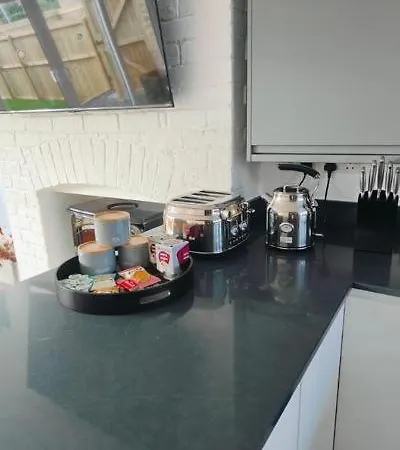 Captivating 2-Bed House In Nettleham Lincoln Extérieur photo